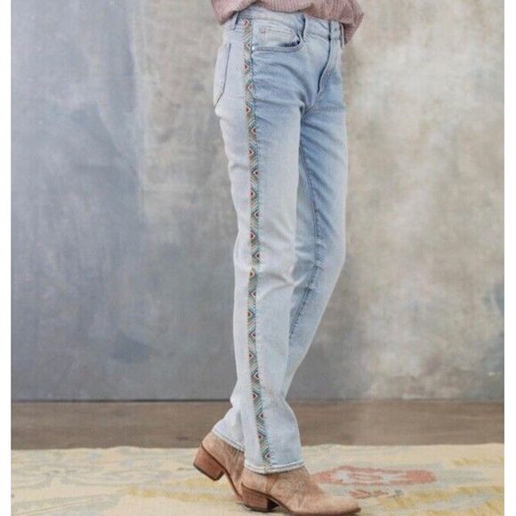 Driftwood Audrey High Waisted Straight Leg Jeans‎ Size 25 Embroidered Sundance - Picture 1 of 14